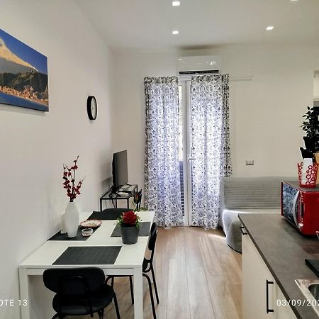 Laviko Holiday House คาตาเนีย ภายนอก รูปภาพ